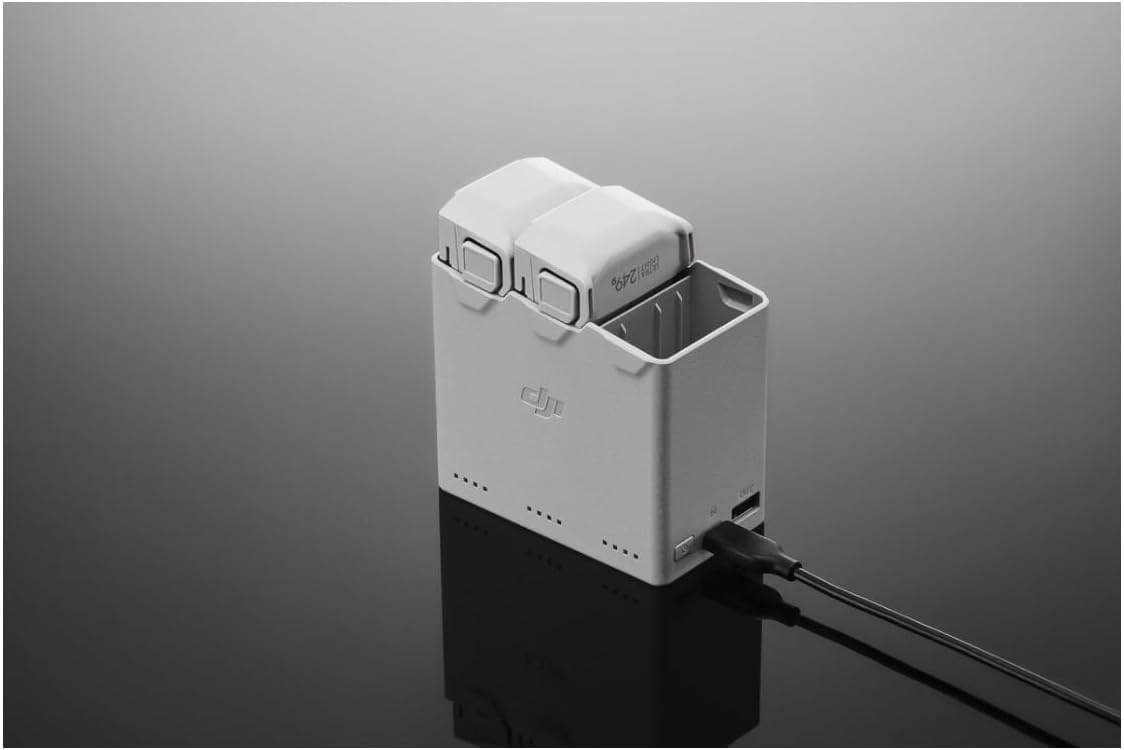 DJI 30W USB-C Two-Way Charging Hub for Mini 3 Pro Batteries, Mobile Power Source and Convenient Battery Storage