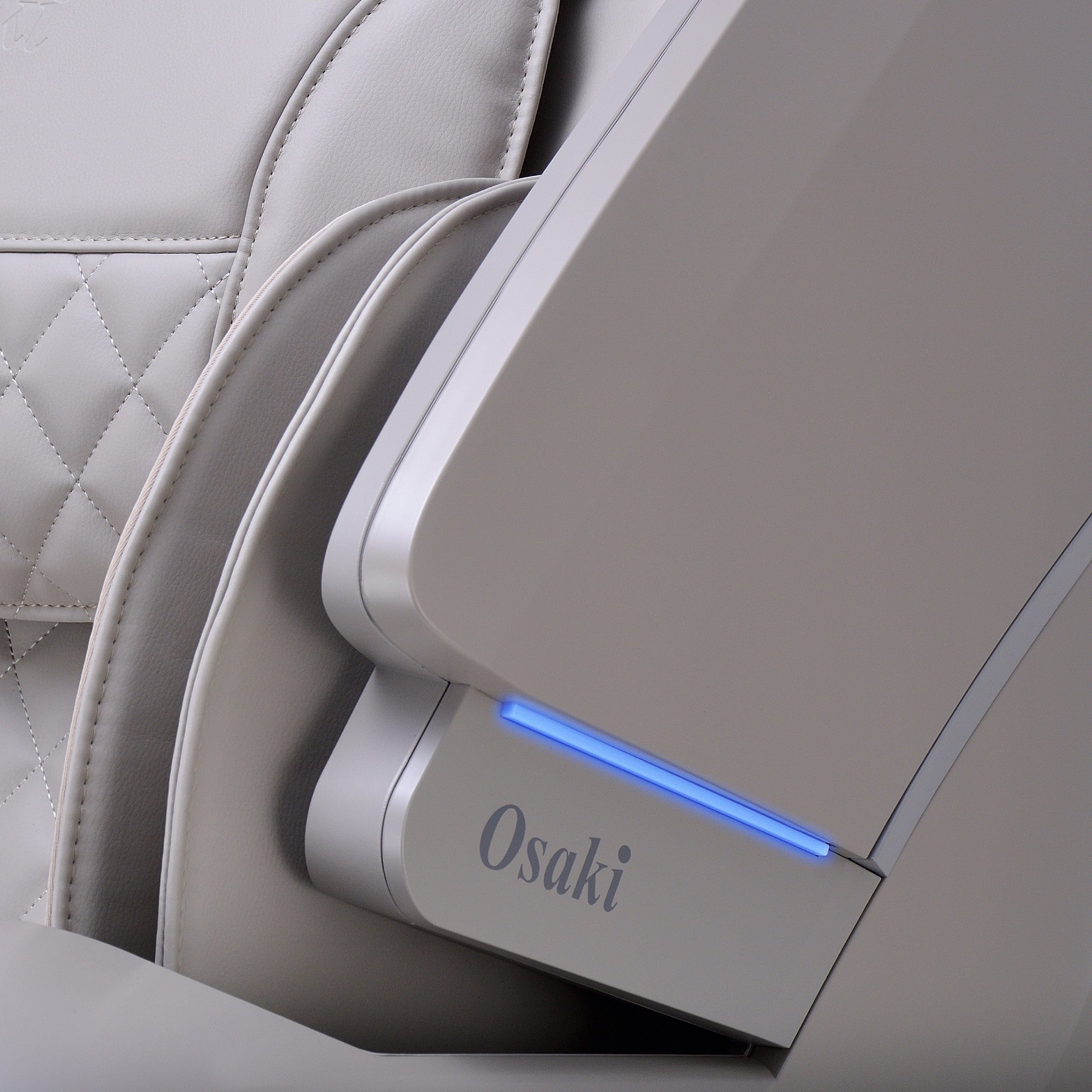 Osaki OS-3D Ai Vito Massage Chair with 5-year Warranty & Leather Cleaning Kit - Buy Direct & Save
