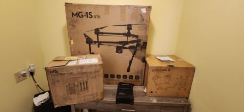DJI AGRAS MG-1S RTK Drone Bundle